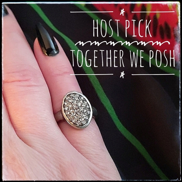 Lia Sophia Jewelry - Rare Lia Sophia Stardust Crystal Ring  size 6